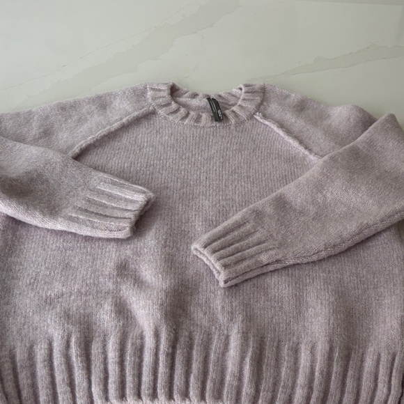 Anthropologie: The Cline Chunky Crewneck Sweater, size  Small. Colour is Lilac - Picture 6 of 12